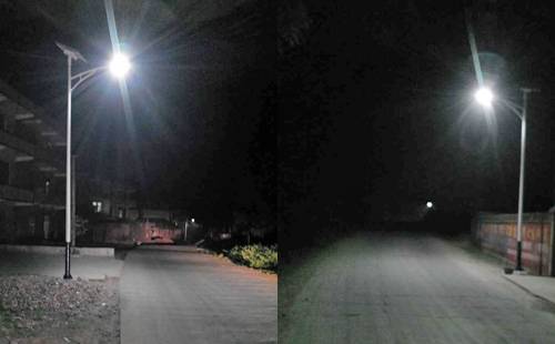 湖南永州蓝山县亮起正翔照明新农村太阳能路灯