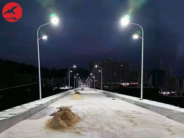 福建省宁德市双弯臂led路灯工程