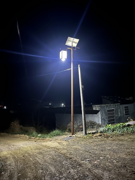 重庆酉阳太阳能路灯工程安装