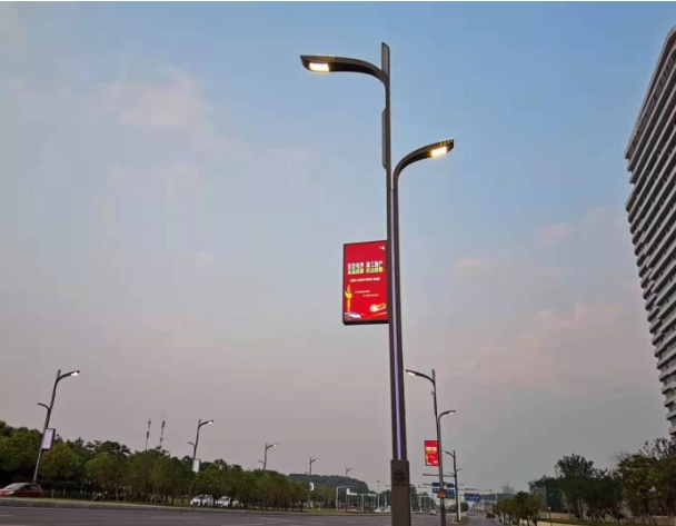 智慧路灯与城市发展相结合