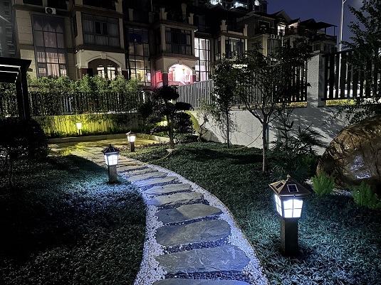 中山太阳能草坪灯安装工程