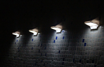 太阳能壁灯-正翔8607应用图 (1)