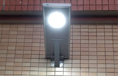 太阳能一体化路灯&mdash;&mdash;正翔2207应用图 (3)