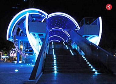 正翔照明墙角灯8303应用图