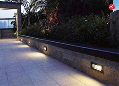 正翔照明墙角灯8303应用图3