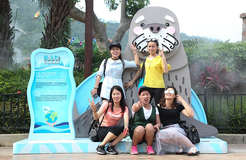 正翔户外照明制造中心财务团队合影