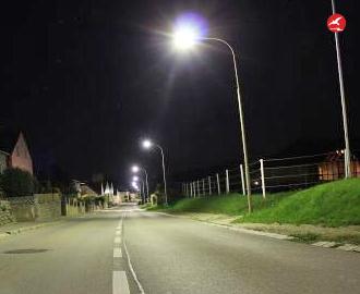 LED路灯 正翔2403应用图2