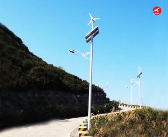 太阳能风光互补路灯 正翔2304应用图3