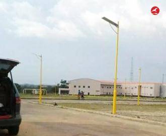 太阳能一体化路灯 正翔2203应用图1